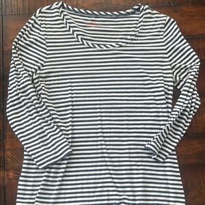 Vineyard Vines Navy and White 3/4 Sleeve Tee